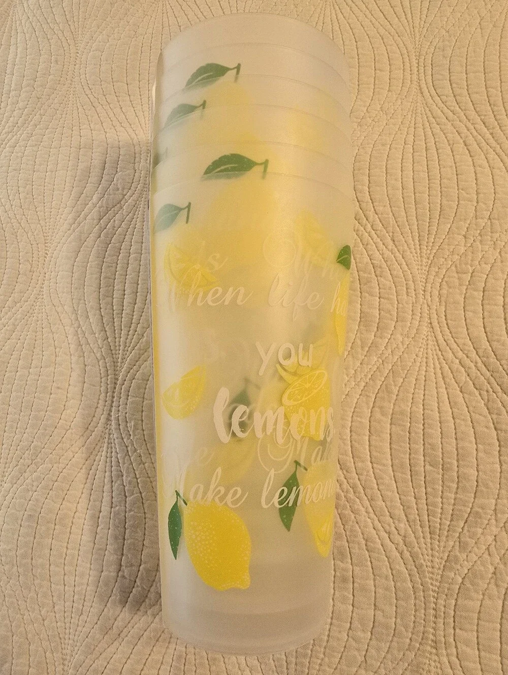 NWT Frosted Lemon Patterned Plastic Tumbler, 6 Cups Set, 32 Oz